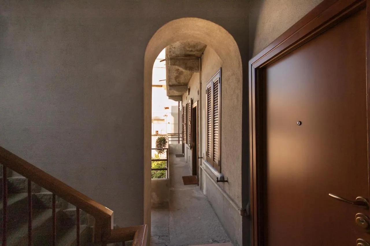 De Angeli Cozy Apartment- Youhosty Milano 0*,  Italia